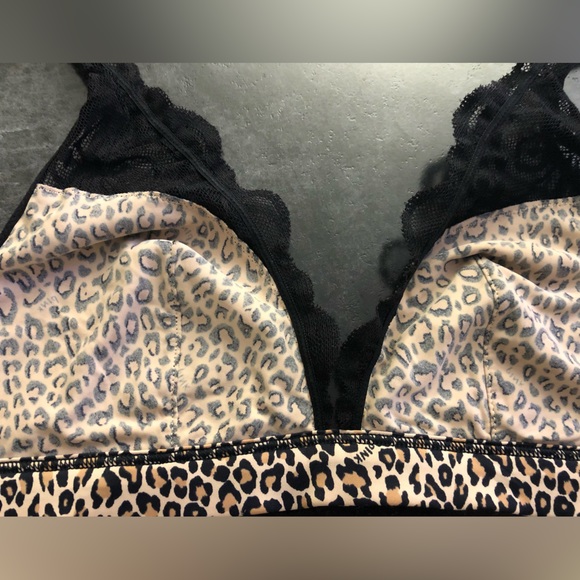 Victoria’s Secret PINK Bralette NWOT - Picture 6 of 8